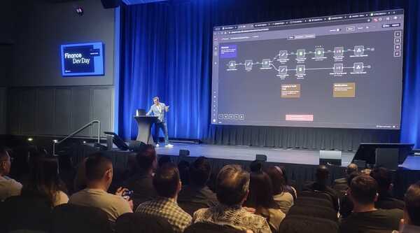 Glenn Hopper presenting at Finance Dev Day